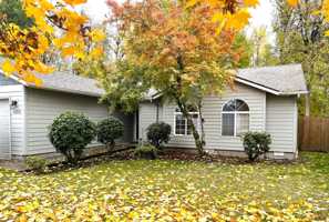 featured image of 4250 Terraza Ct Ne