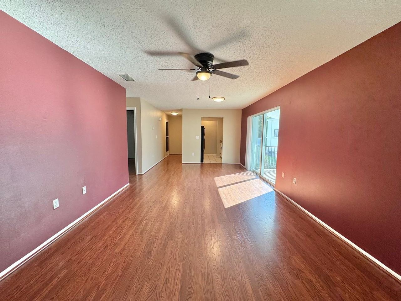 1550 11th St Ne - Photo 5 of 37