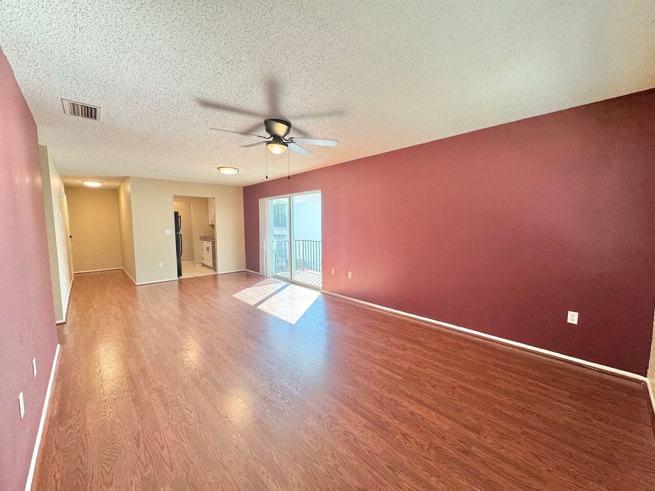 1550 11th St Ne - Photo 6 of 37
