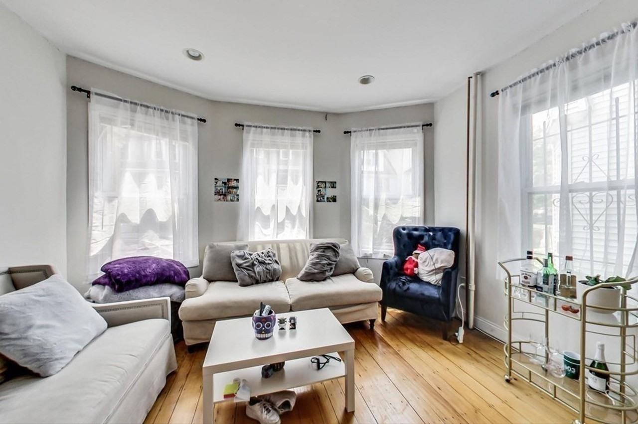 38 Hillside St - Photo 2 of 20