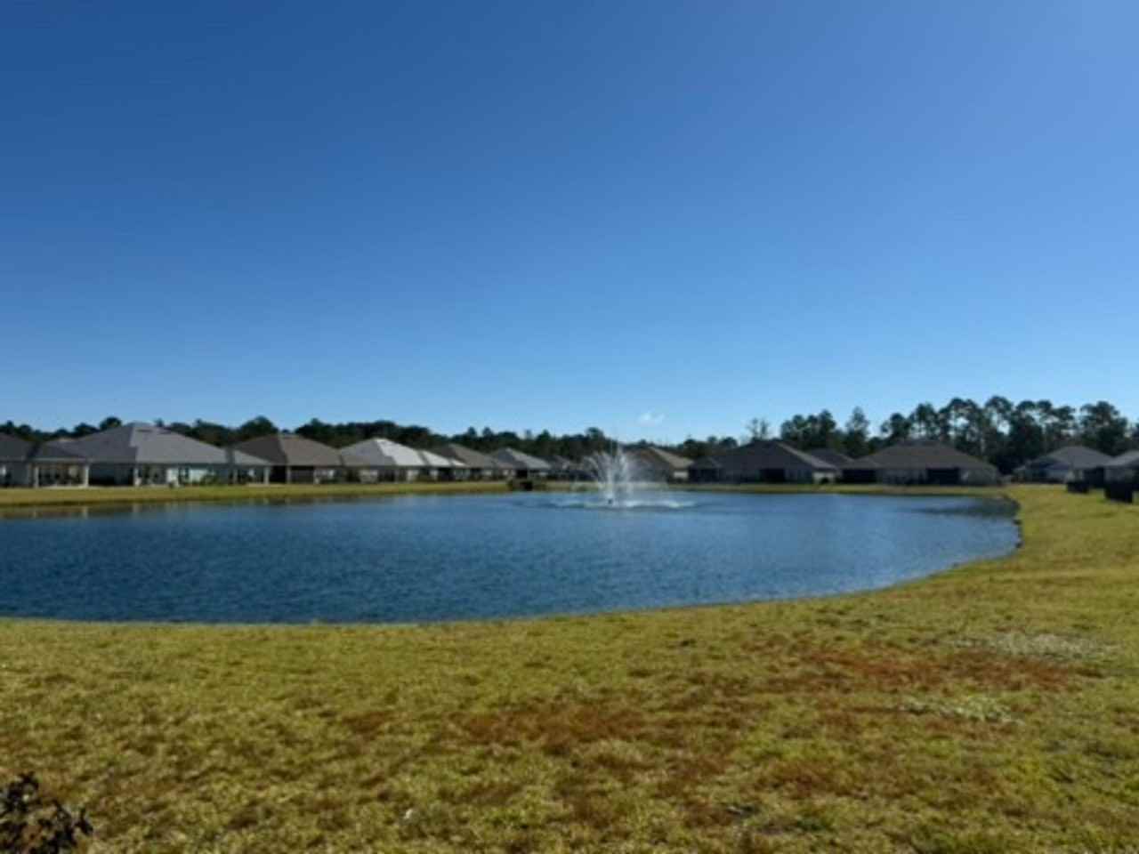 102 Richard Lee Dr - Photo 2 of 26