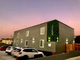 1 mo FREE/Modern Renovated AC Washer/Dryer - Photo 1 of 1