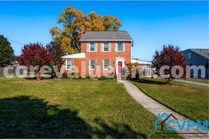 featured image of 16 2nd Ave S