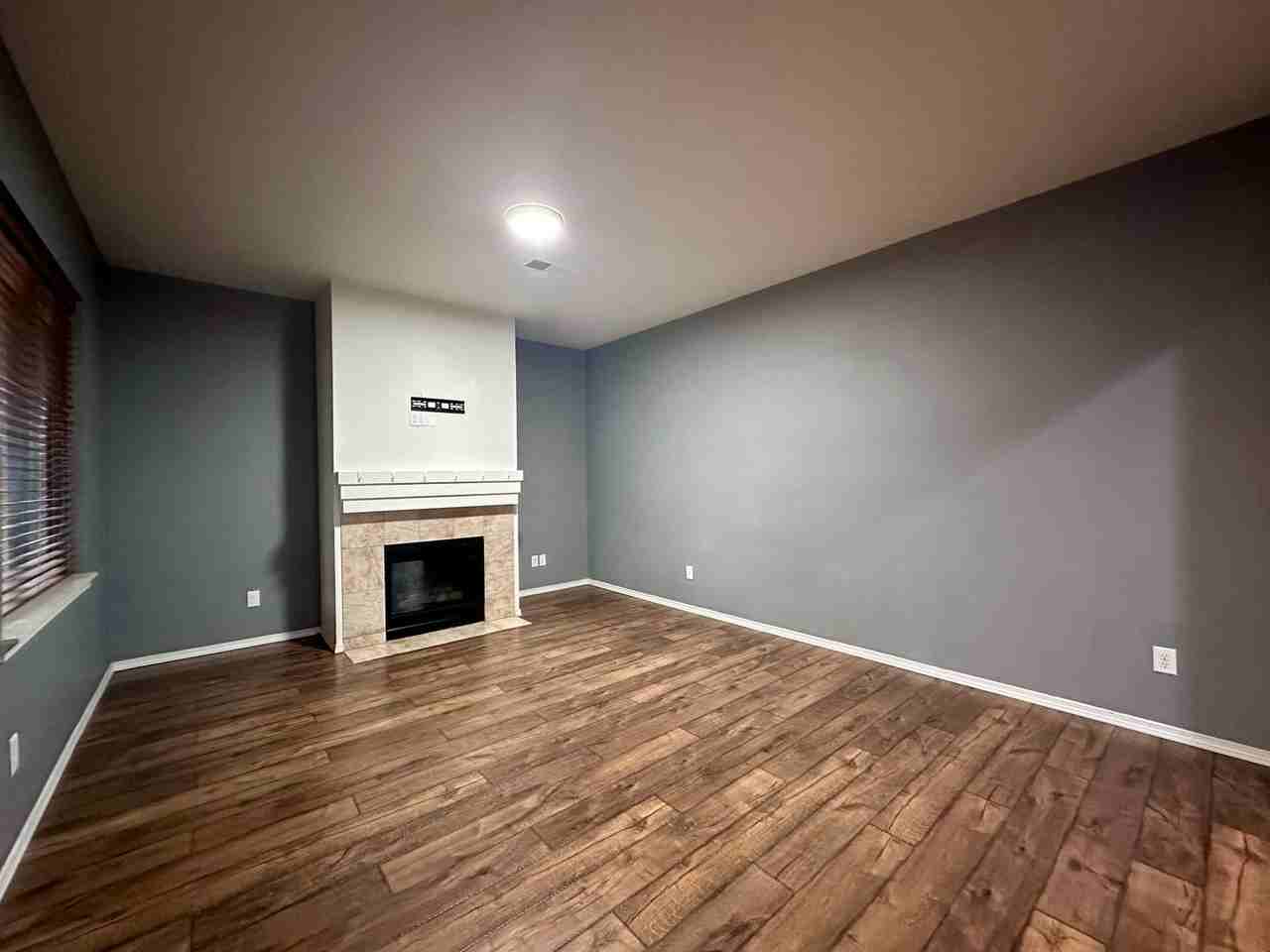 18885 Rose Rd - Photo 7 of 41