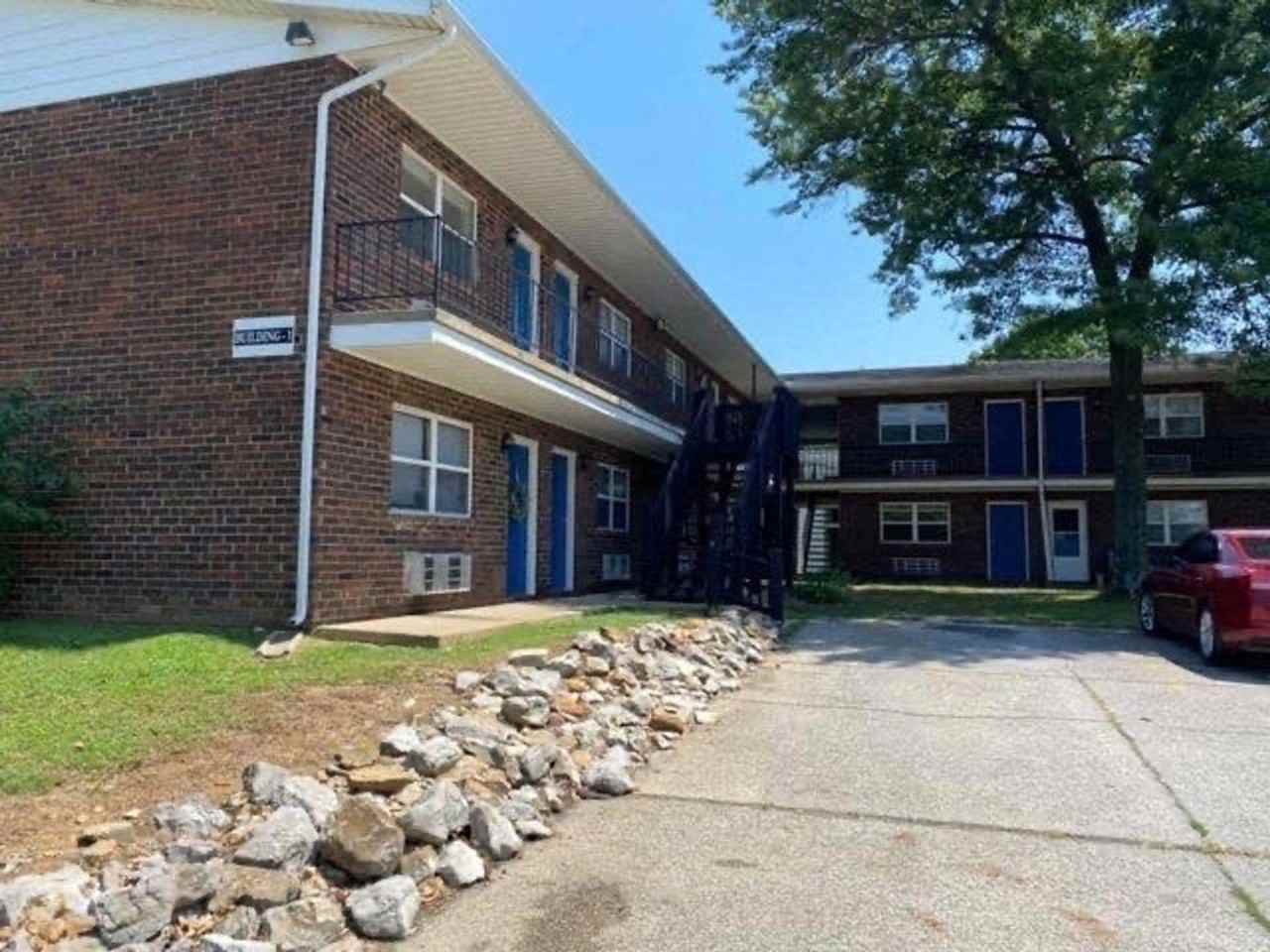 Valoré at Hidden Hills - Photo 3 of 22