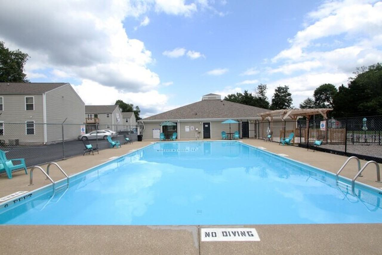 Bradford Pointe Apartments - Photo 3 of 11