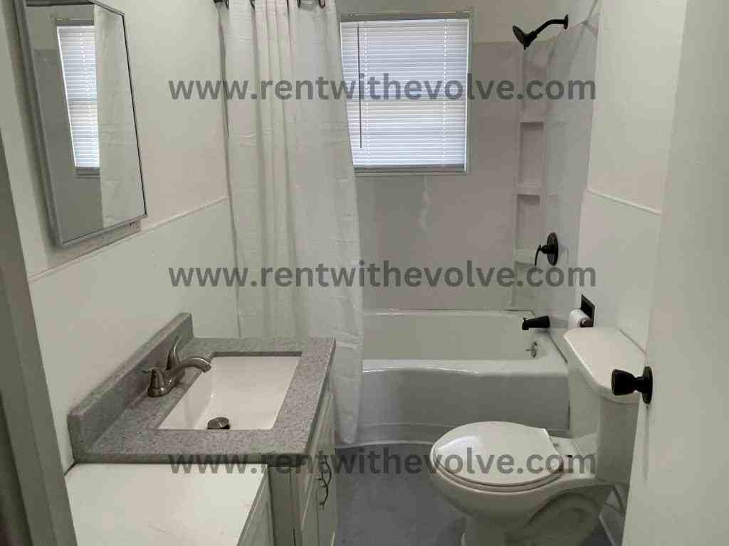 758 S Beeson Dr - Photo 5 of 7