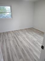 featured image of 105 N Russell St #1