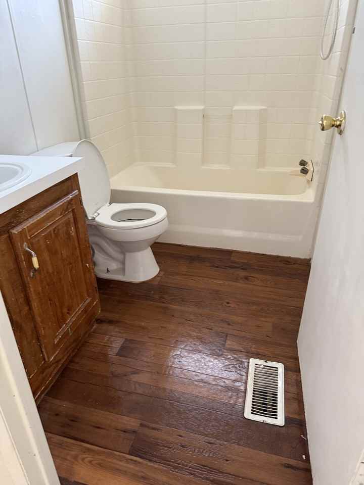 1820 N Aztec Ave - Photo 3 of 9