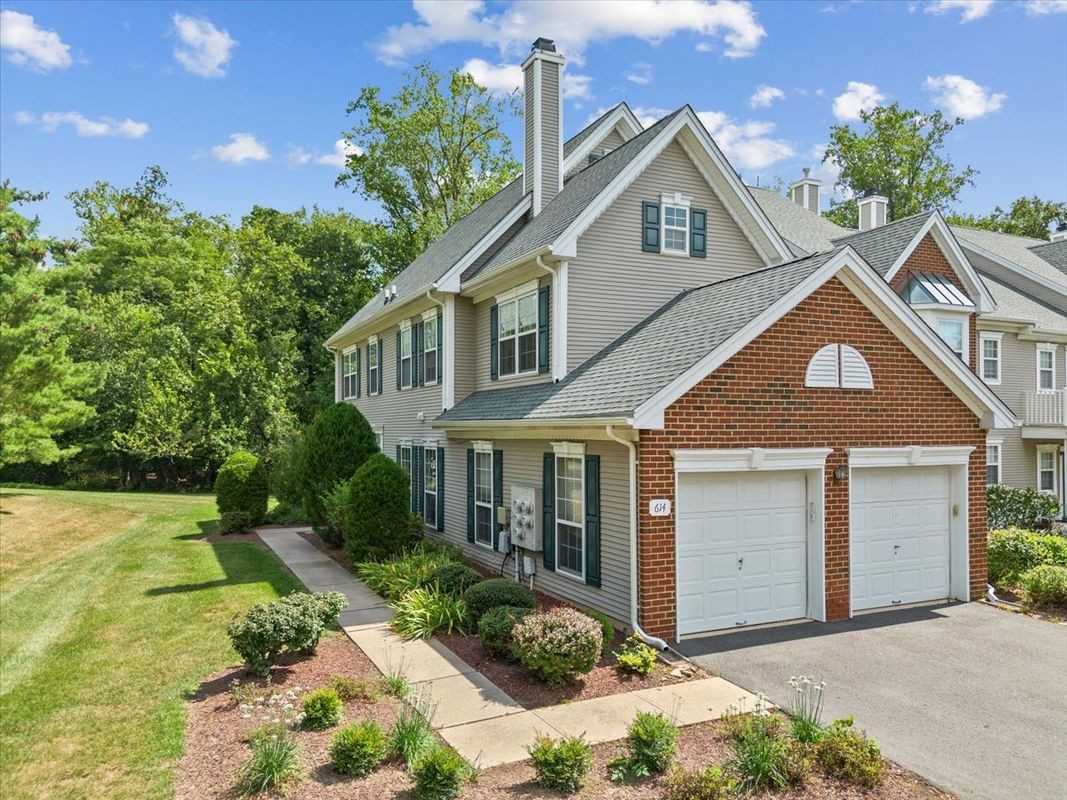 614 Bollen Ct - Photo 2 of 43