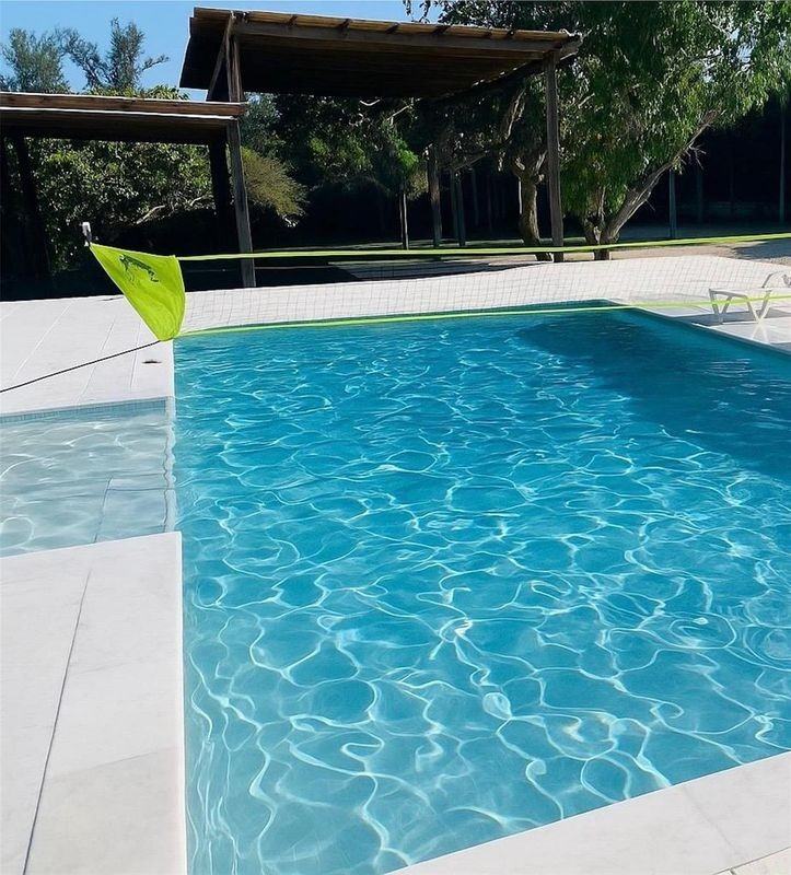 18901 Sw 50th St - Photo 2 of 19