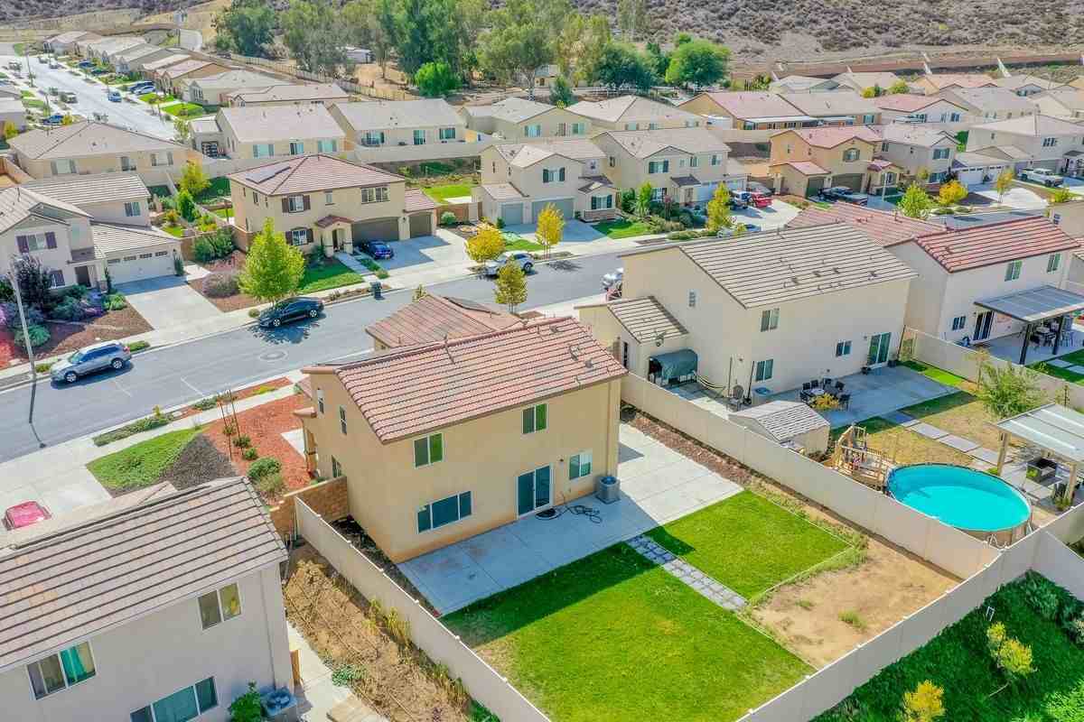 32184 Rambling Ct - Photo 5 of 28