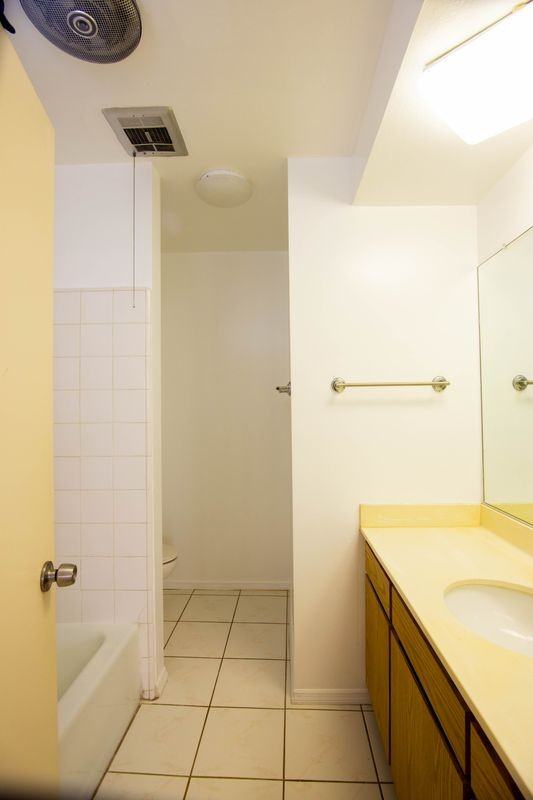 1971 Rodney Drive - Photo 3 of 9