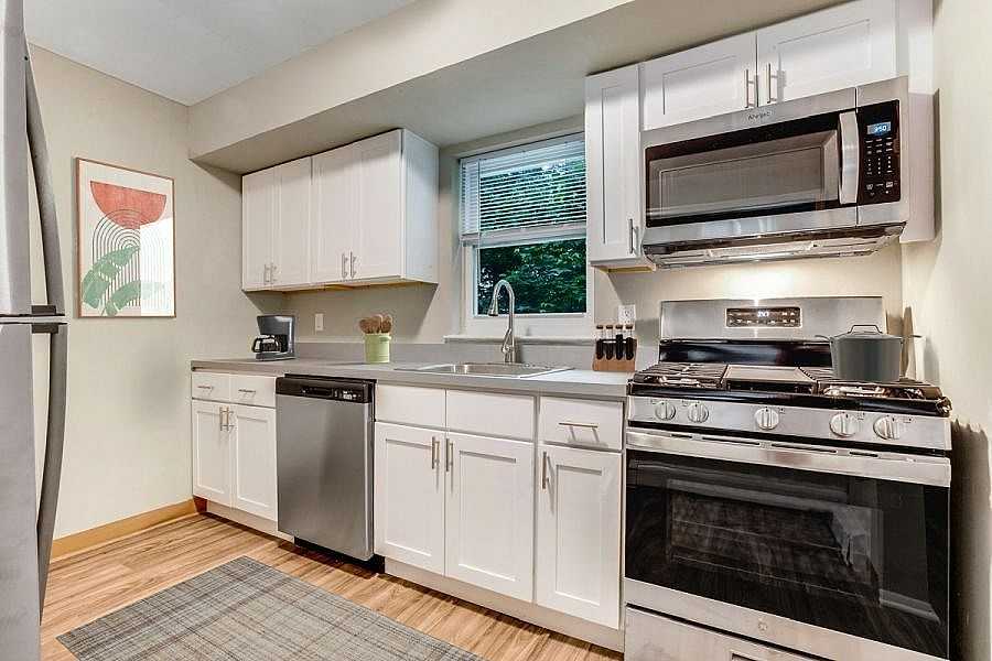 Orchard View Apartments - Photo 7 of 16