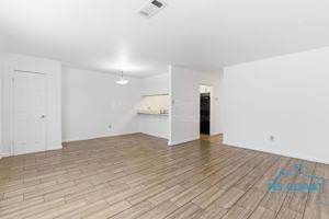 featured image of 736 Courthouse Rd #211