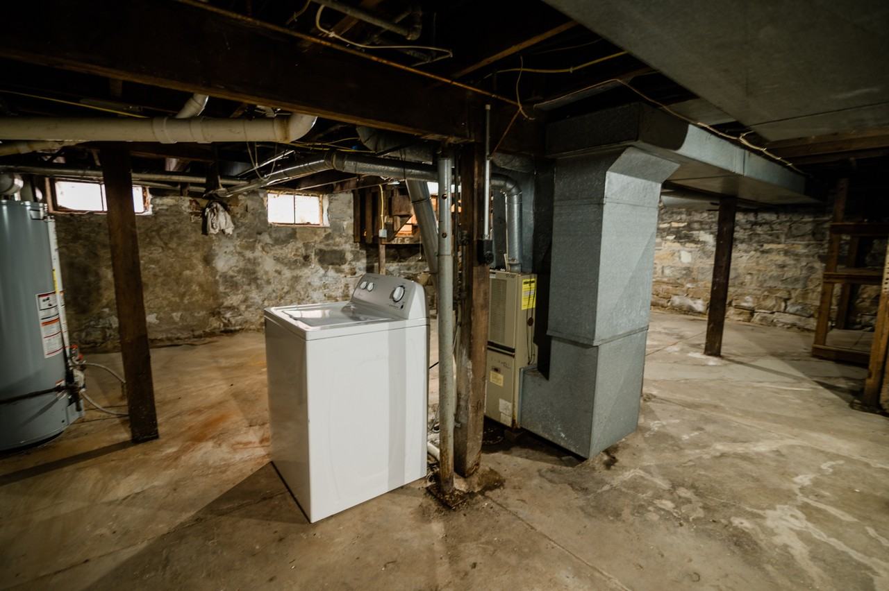 303 W Atchison St #A - Photo 7 of 16