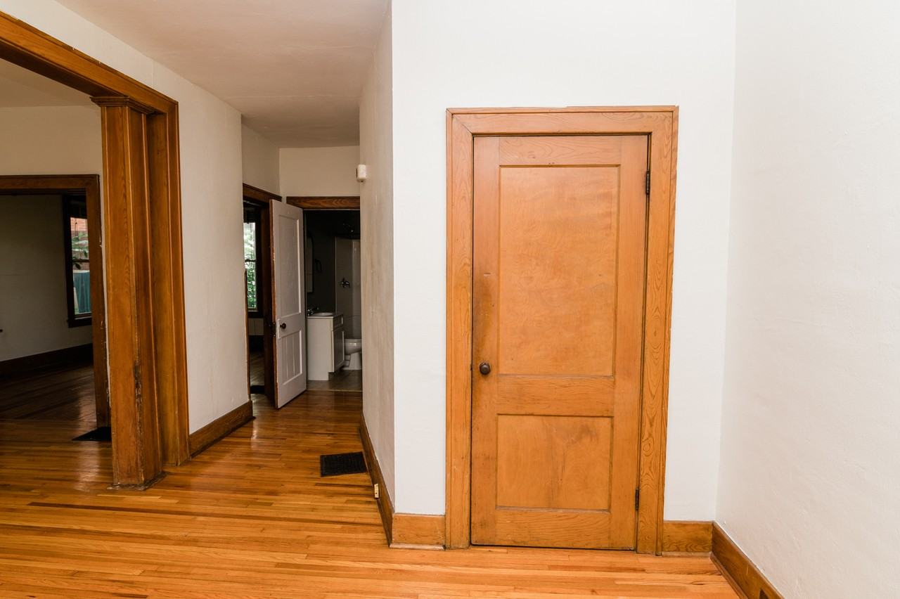 303 W Atchison St #A - Photo 4 of 16