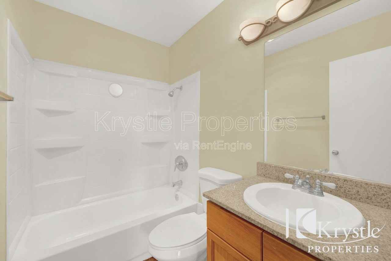 1333 N Camino Alto #334 - Photo 7 of 22