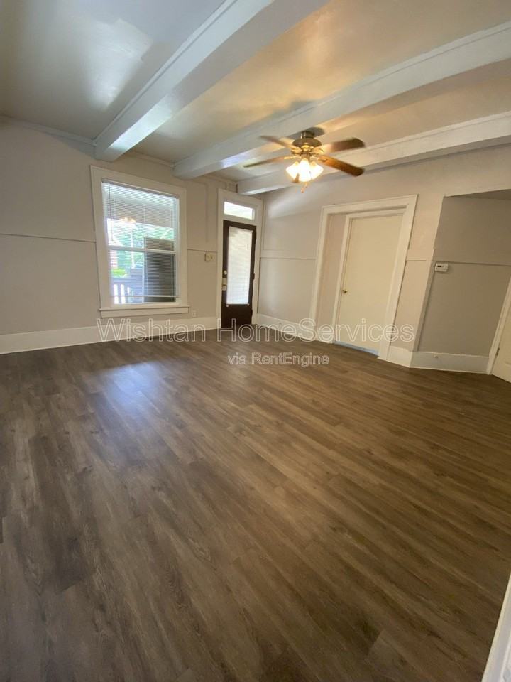 405 W Murray St - Photo 6 of 28