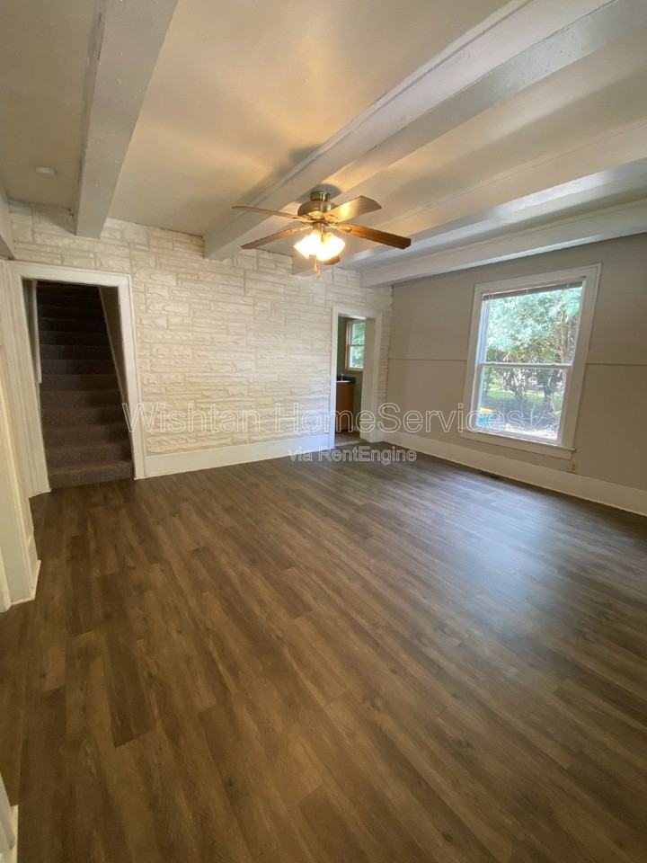 405 W Murray St - Photo 7 of 28