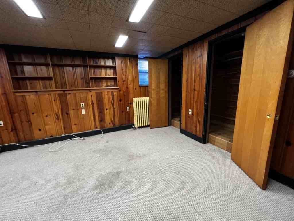 224 W Franklin St #1 - Photo 2 of 7