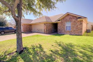 10228 Iris Ln - Photo 1 of 1