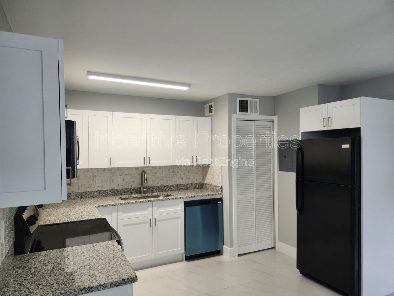 4744 Walden Circle #913 - Photo 5 of 39