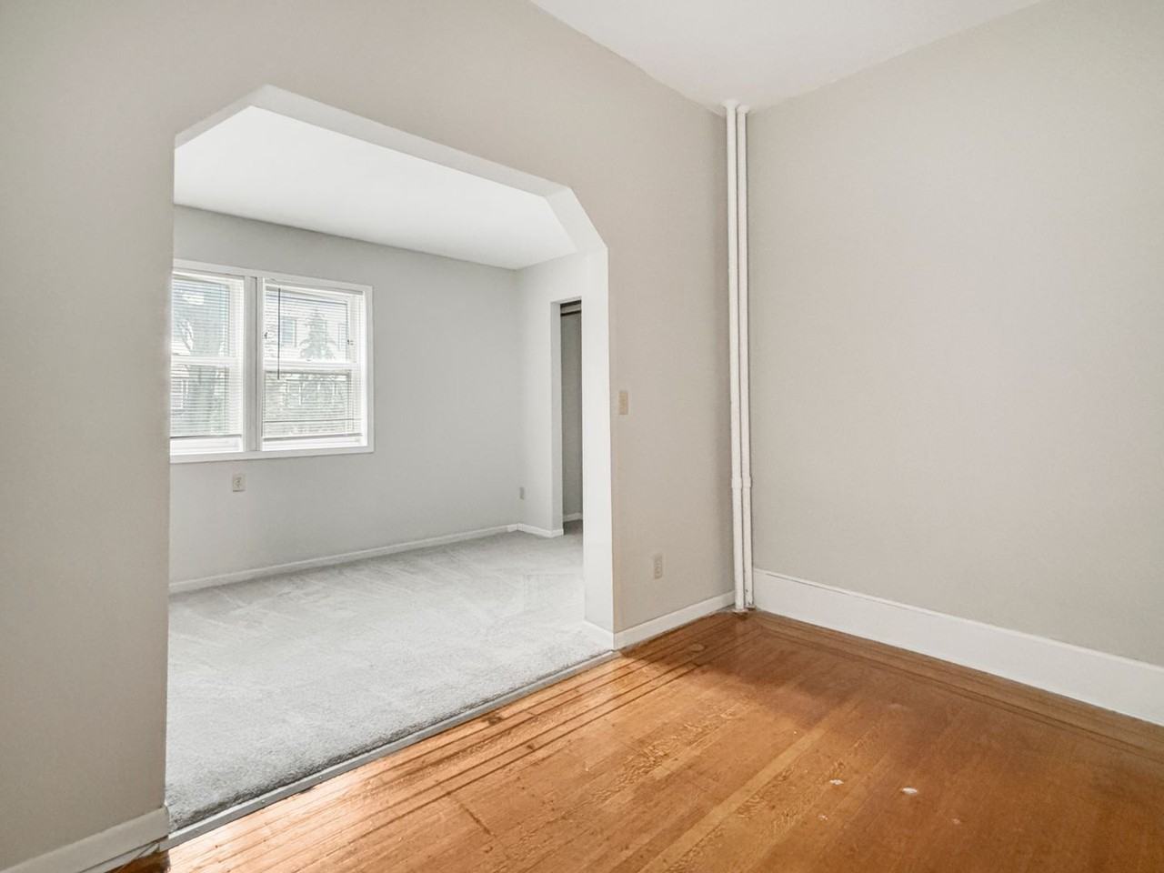 2725 Dupont Avenue South - Photo 6 of 21