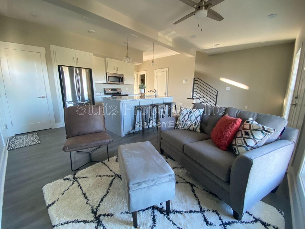 213 Virginia Avenue - Photo 6 of 19