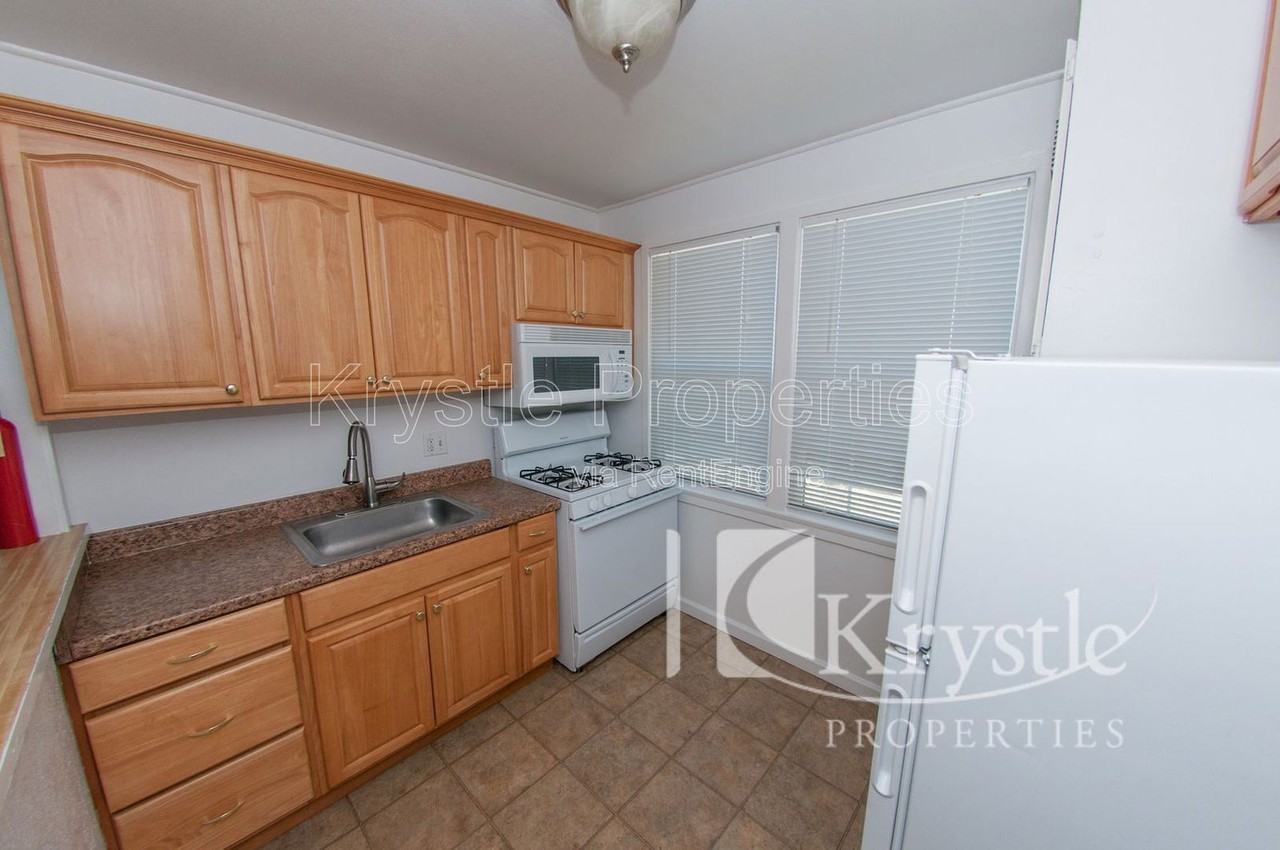 7 Rodgers St - Photo 4 of 13