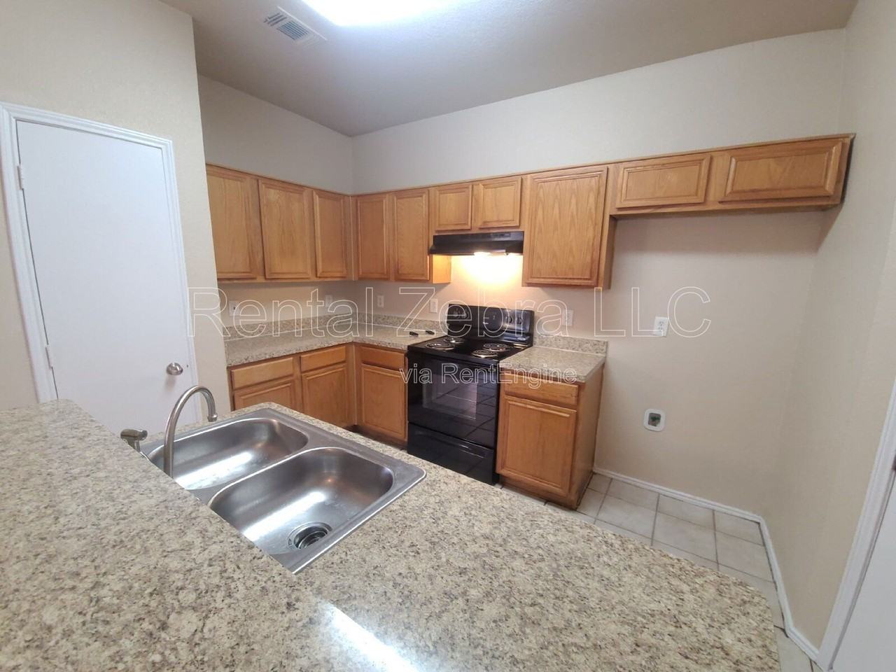 787 Catalina Dr - Photo 5 of 14