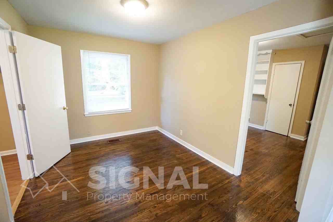 748 Meadowbrook Drive - Photo 6 of 20