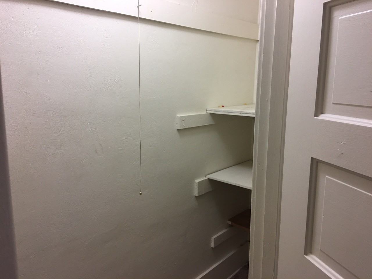 6646 Sw Capitol Hwy #4 - Photo 2 of 20