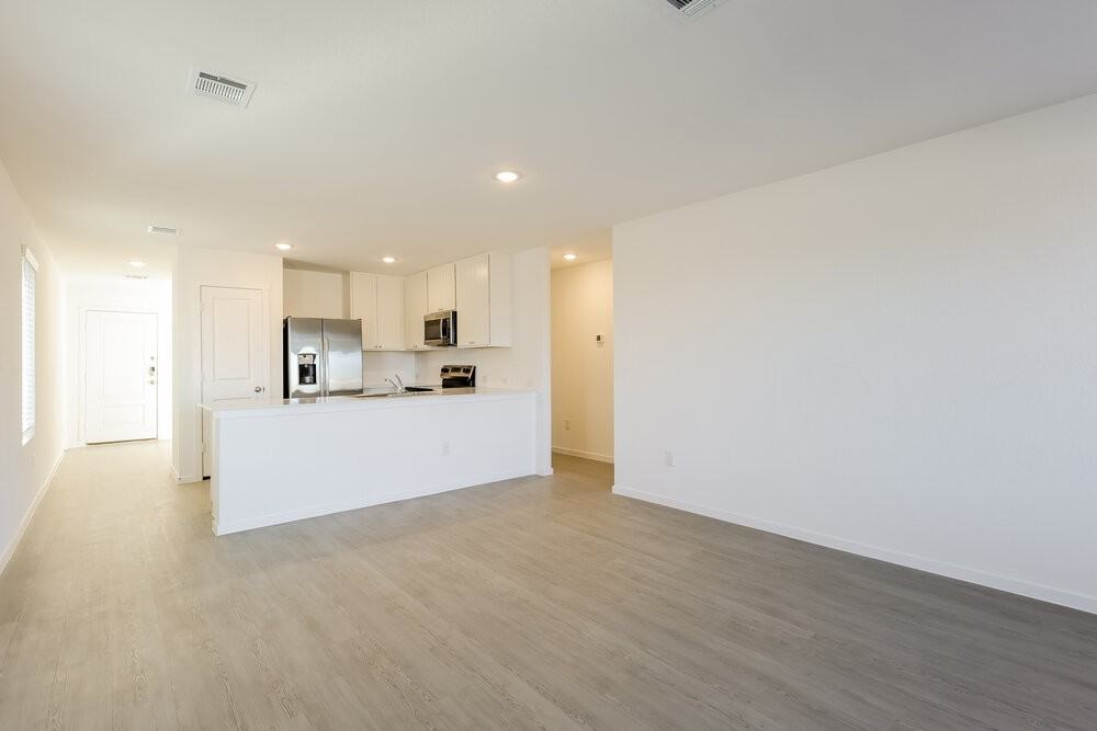 522 Chevre Rd - Photo 3 of 16