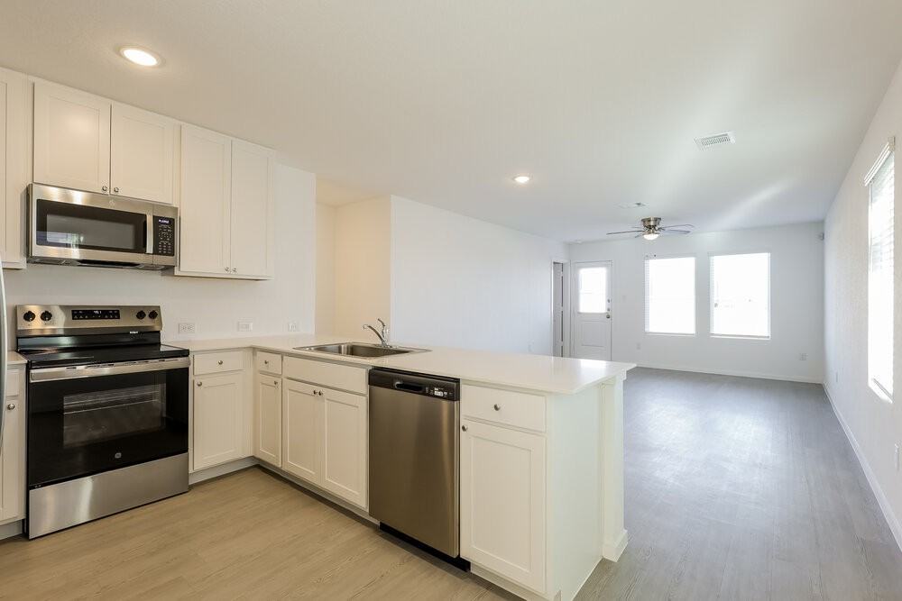 522 Chevre Rd - Photo 6 of 16