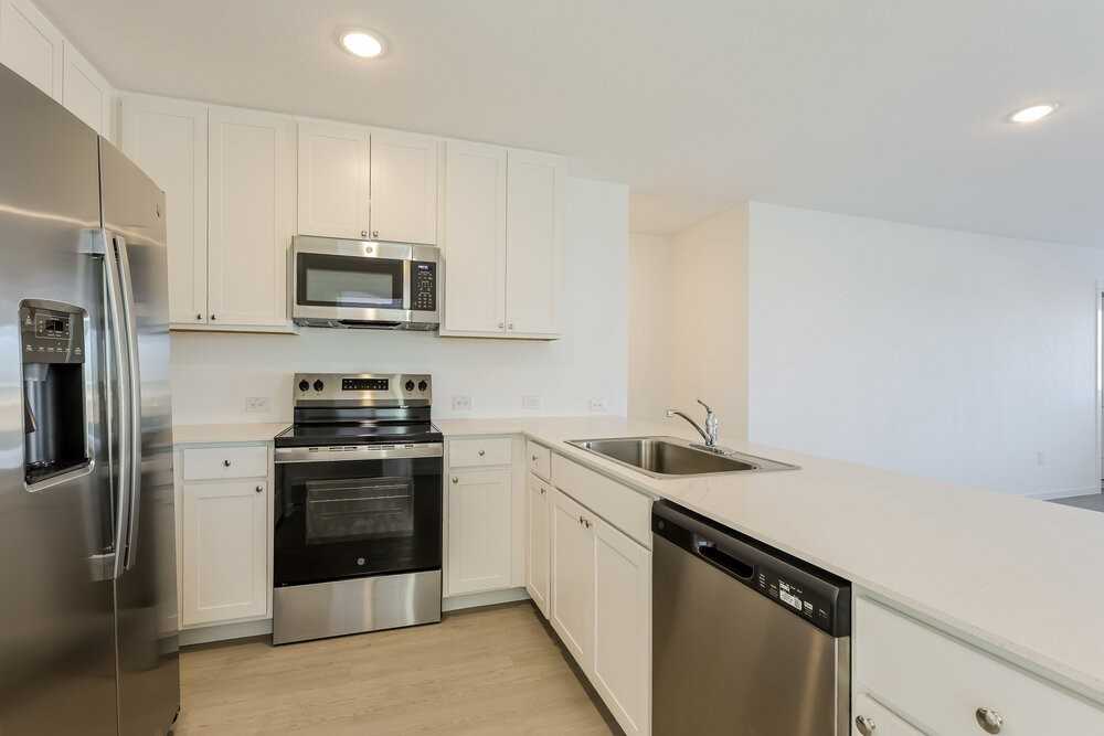 522 Chevre Rd - Photo 7 of 16