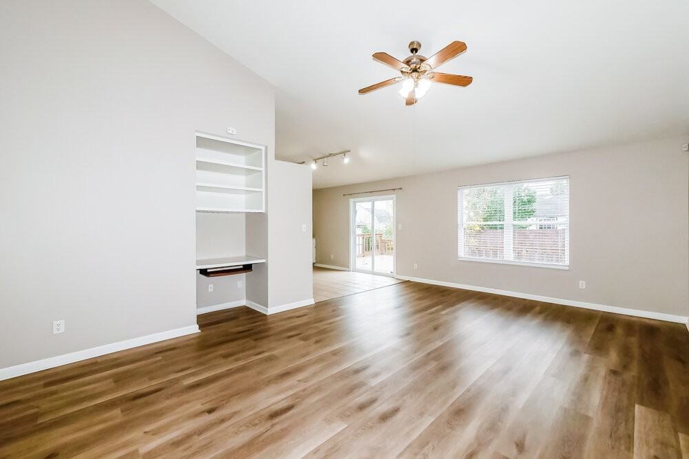 6303 Bryce Canyon Dr - Photo 5 of 16