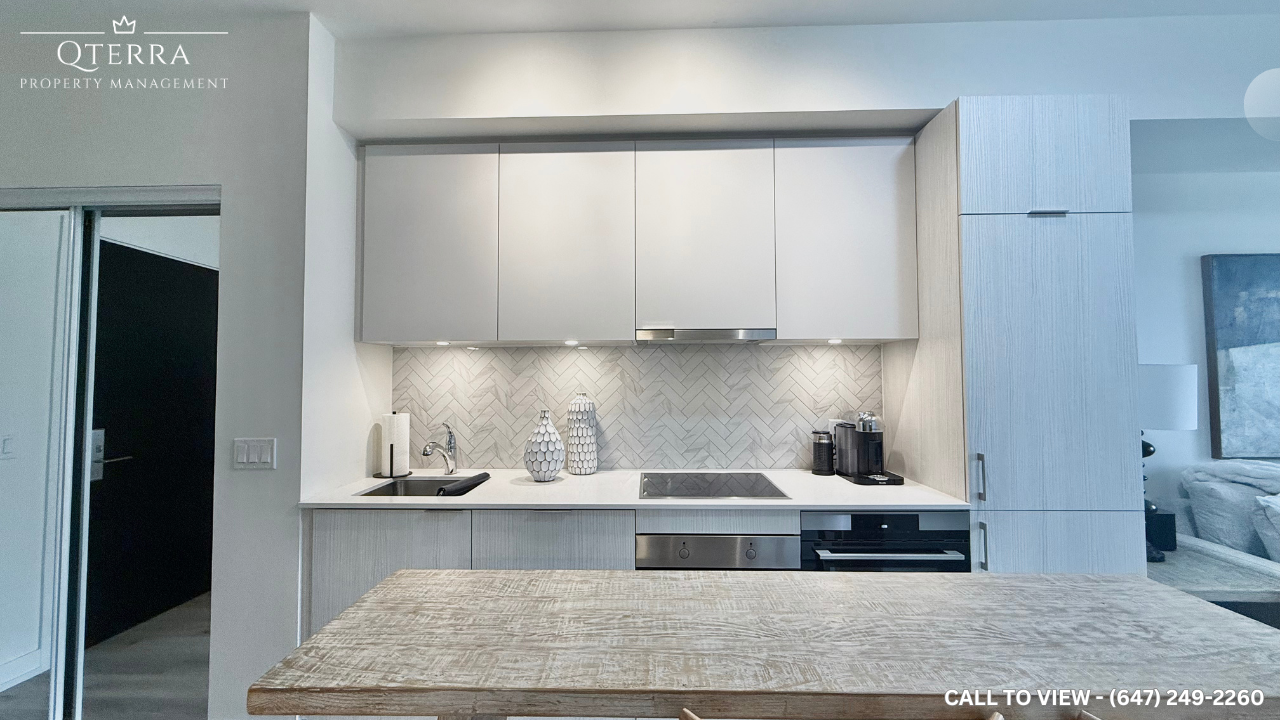 1904-158 Front St E, Toronto, Ontario M5A 0K9 - Photo 2 of 8