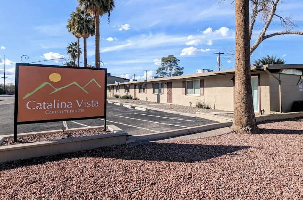 2821 N Columbus Blvd #19 - Photo 4 of 39