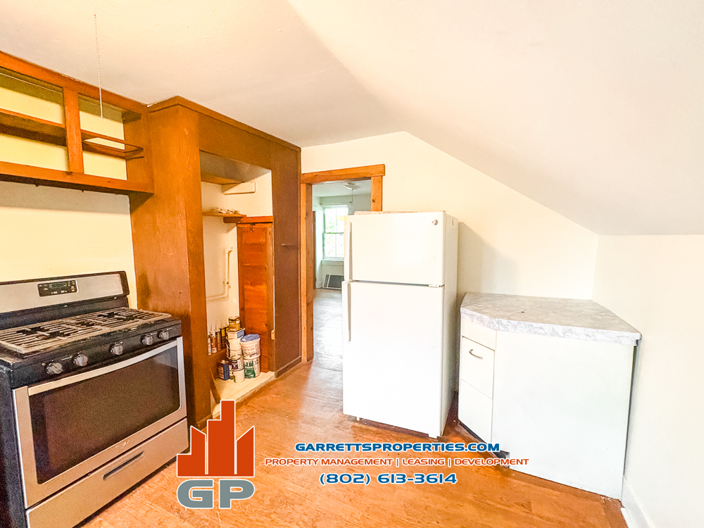 162 Park St #1 - Photo 2 of 10