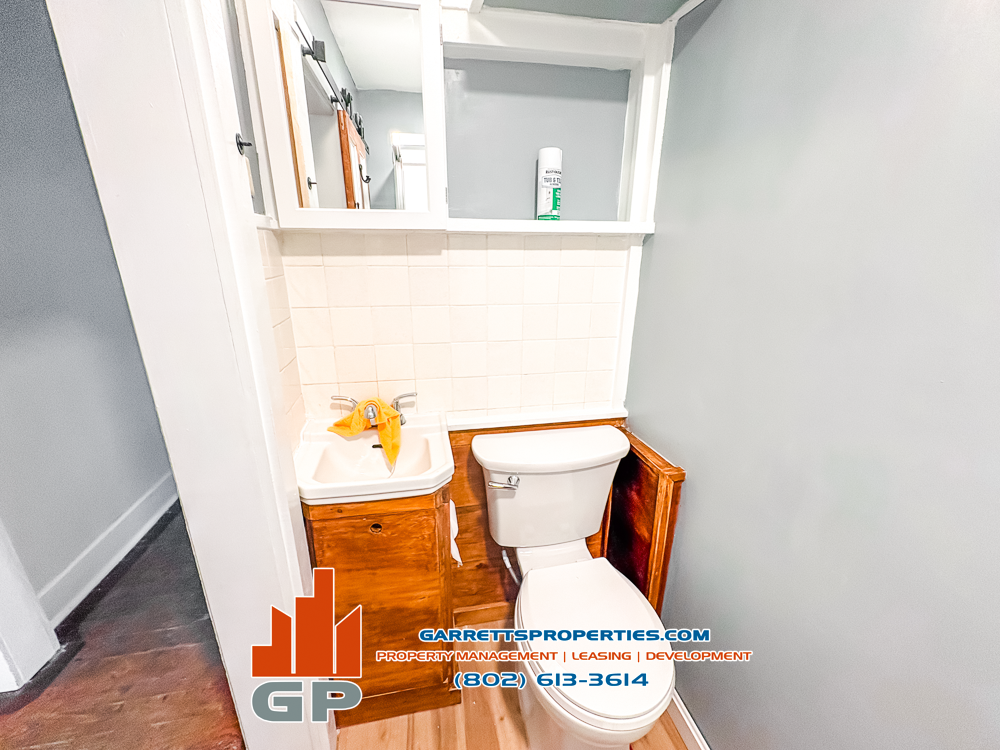 162 Park St #1 - Photo 2 of 10