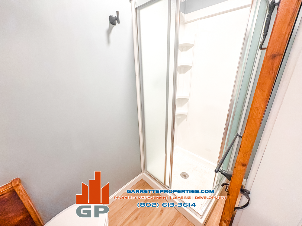 162 Park St #1 - Photo 4 of 10