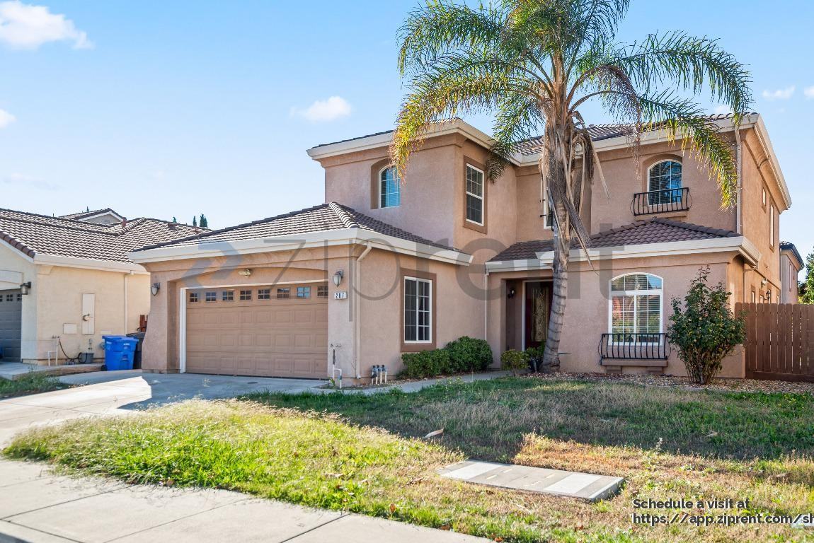 207 Barcelona Drive - Photo 2 of 41