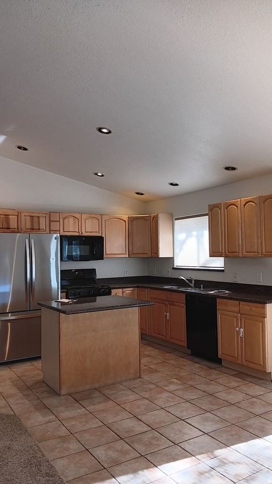 49 Driftwood Drive - Photo 4 of 15