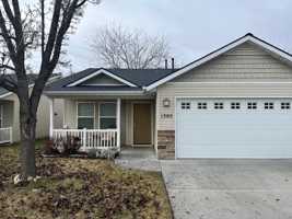 featured image of 1305 N Gallant Ln