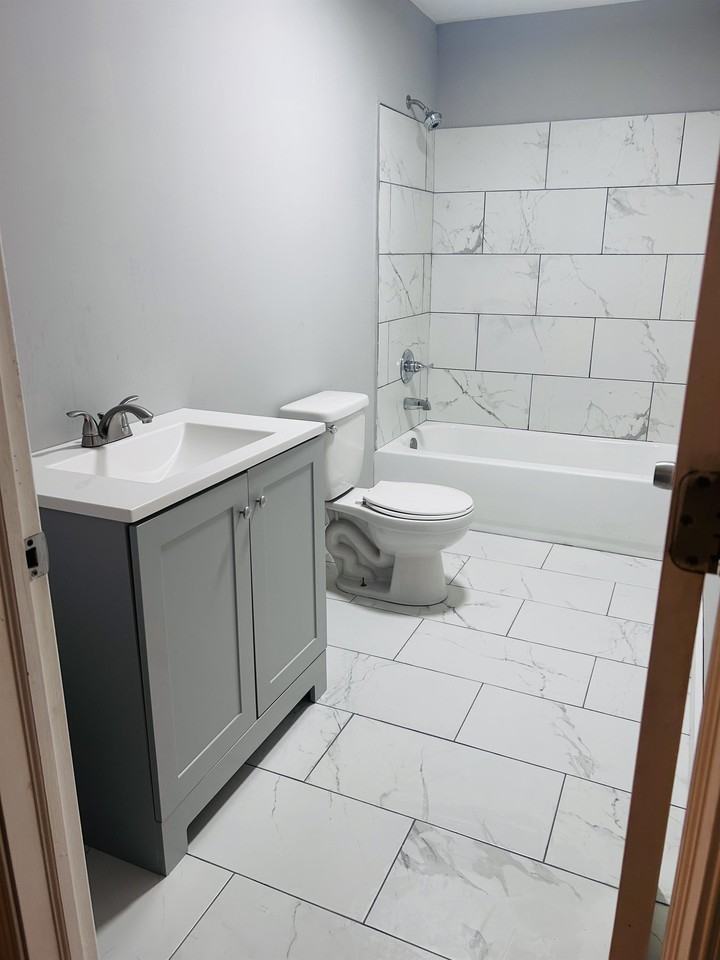 5038 Spruce St #1 - Photo 2 of 18