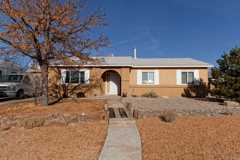 538 Rockaway Blvd Ne - Photo 1 of 1