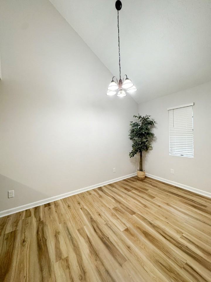 3827 Trotter Road - Photo 6 of 17