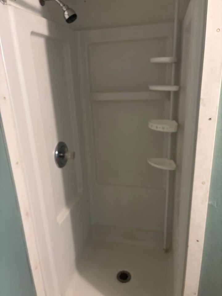 HC-0000 | 622 - 630 SE Jackson St - Photo 4 of 5