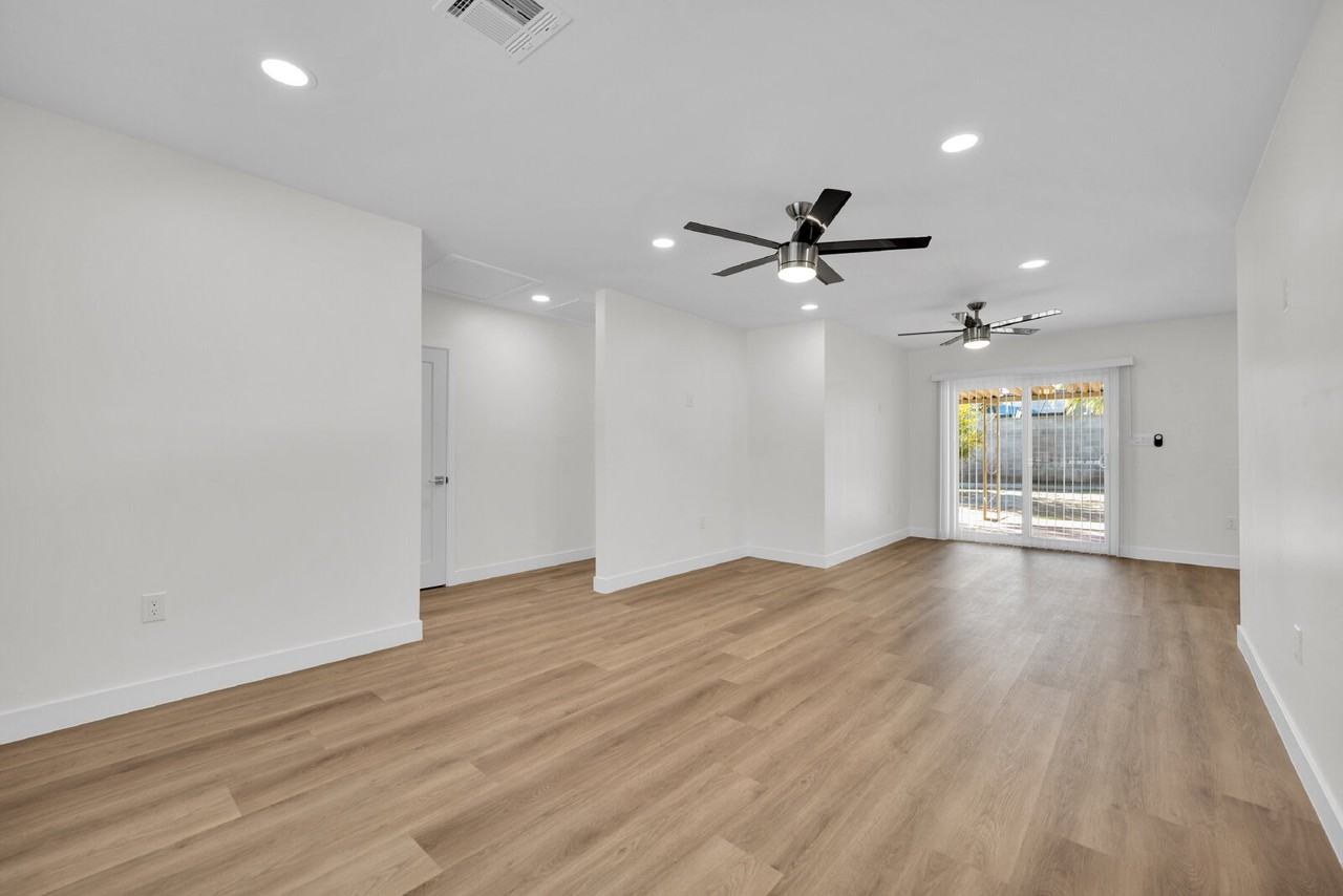 1616 Chapman Drive - Photo 5 of 32